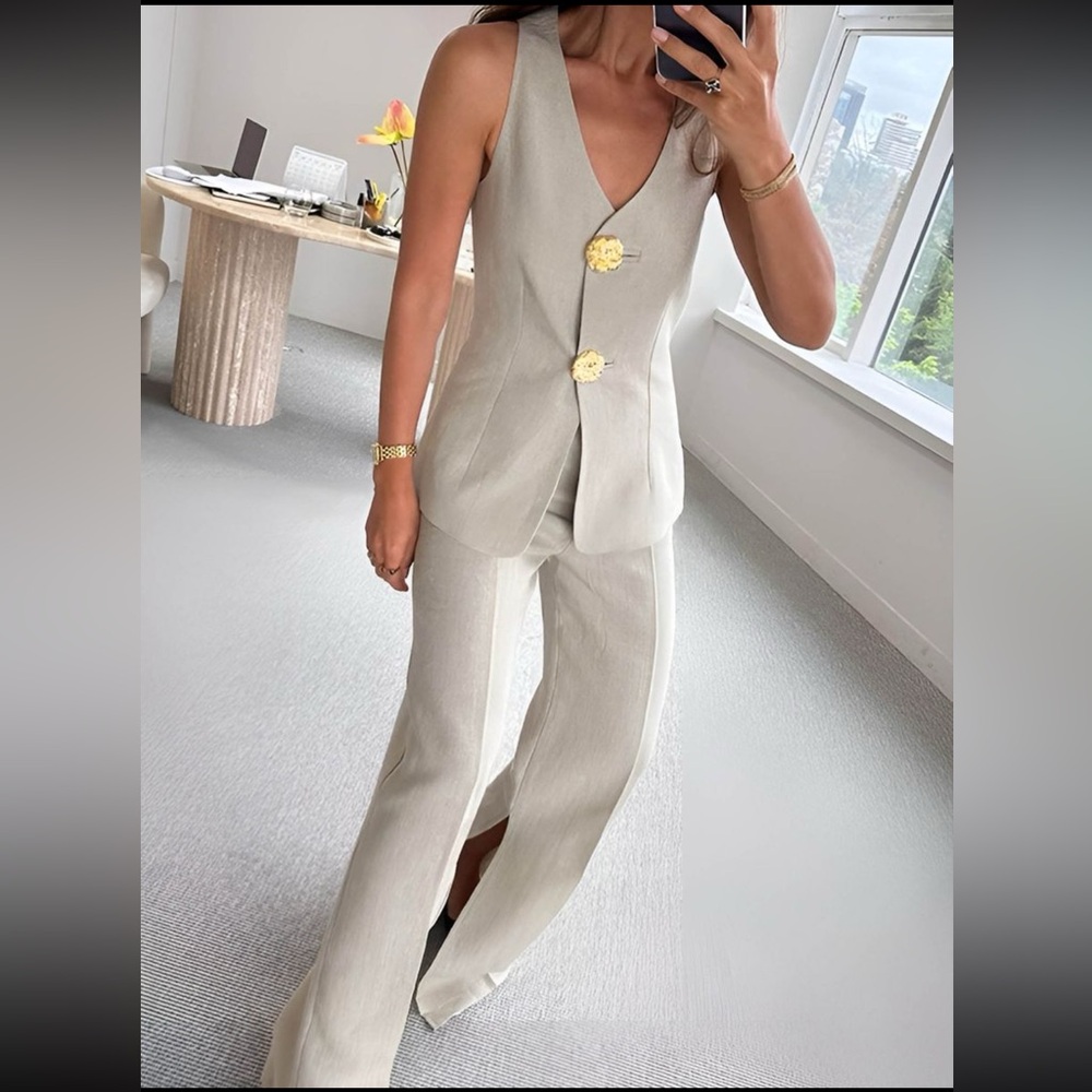 Elegant Sleeveless Vest & High-Slit Wide-Leg Pants Set *BRAND NEW*